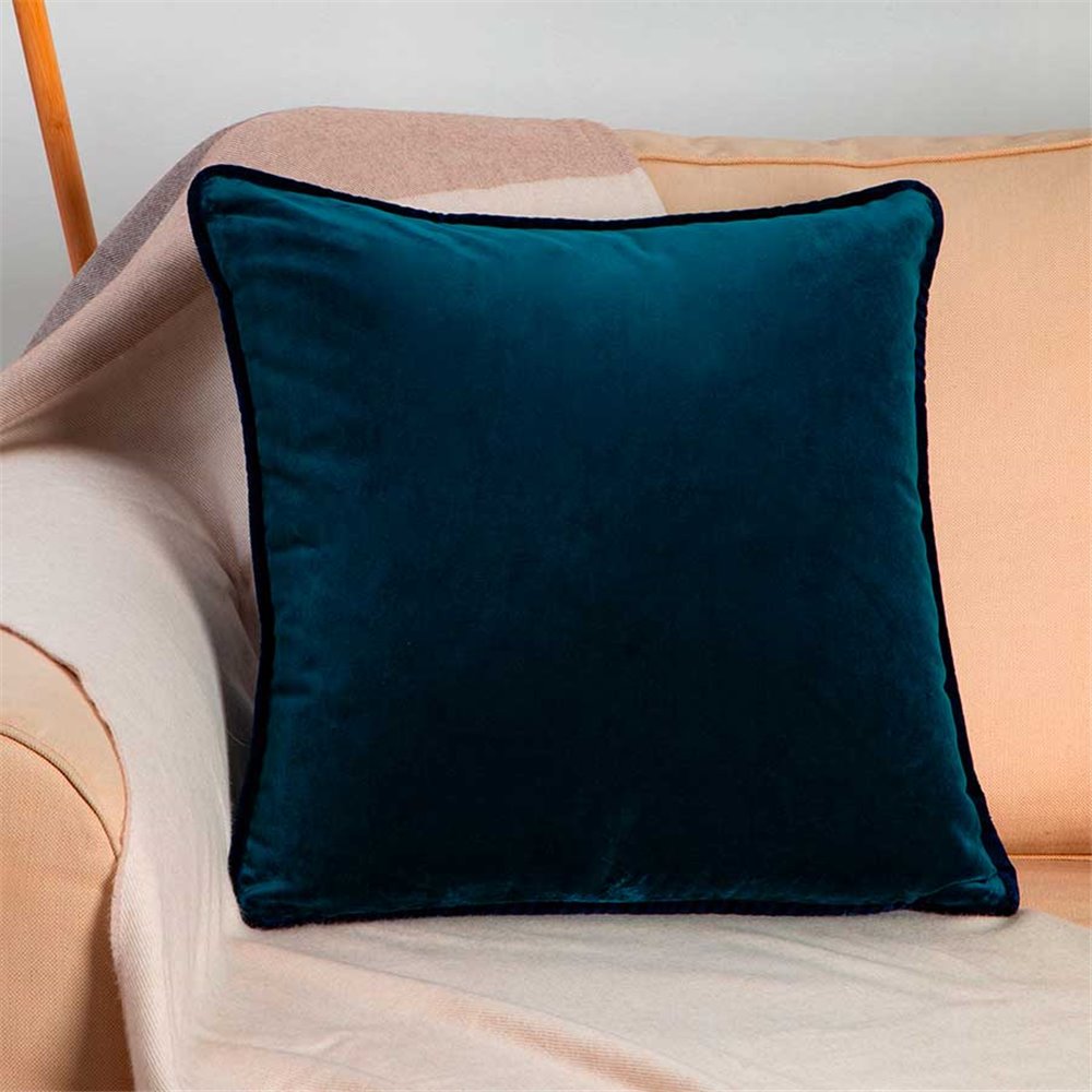CRANS VELVET DECORATIVE PILLOW